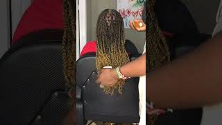 Small Twist. Location 📍SW Houston,Book Vía IG Burma the Braider. #houstonhairstylist #houston