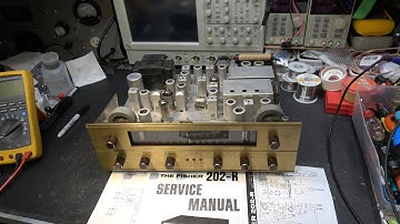Fisher 202-R Tuner Part 1:  Repair of FM and Alignment of AM