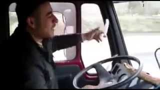 Kamyoncu Yolda Giderken Kendinden Geçiyo