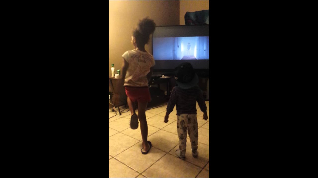 polish-girl-dancing-to-gas-pedal