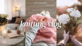 видео: ВЯЗАЛЬНЫЙ ВЛОГ 26/25 | Всё распустила и начала новый свитер🧶 создаю дома уютный рукодельный уголок ✨ картинка: ВЯЗАЛЬНЫЙ ВЛОГ 26/25 | Всё распустила и начала новый свитер🧶 создаю дома уютный рукодельный уголок ✨