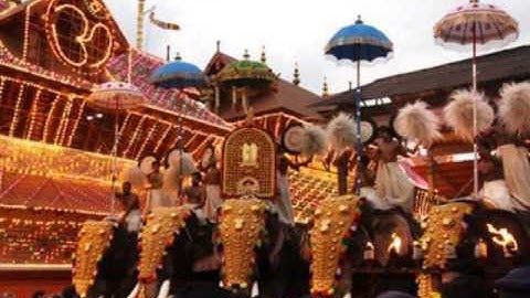 Thanal veesum manjulalin..................***kdas***