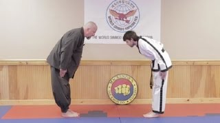 Download Lagu How to Greet Someone in Taekwondo : Hapkido \u0026 Taekwondo Techniques MP3