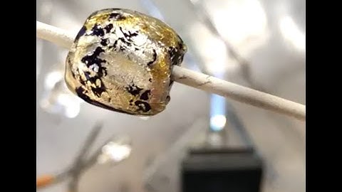 Tutorial /Demo Lampwork Glass Beads:  Using silver foil to change it to gold with Marcy Lamberson