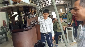 Bên trong một máy biến áp bị sét đánh sẽ ntn