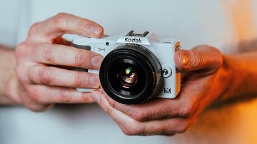 Kodak maakt een systeemcamera... en hij is waanzinnig | (met mijn nieuwe bureau-opstelling)