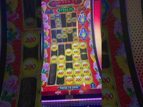 big hot flaming pots delicious delights $10 a spin! #shorts #casino #slots #gambling