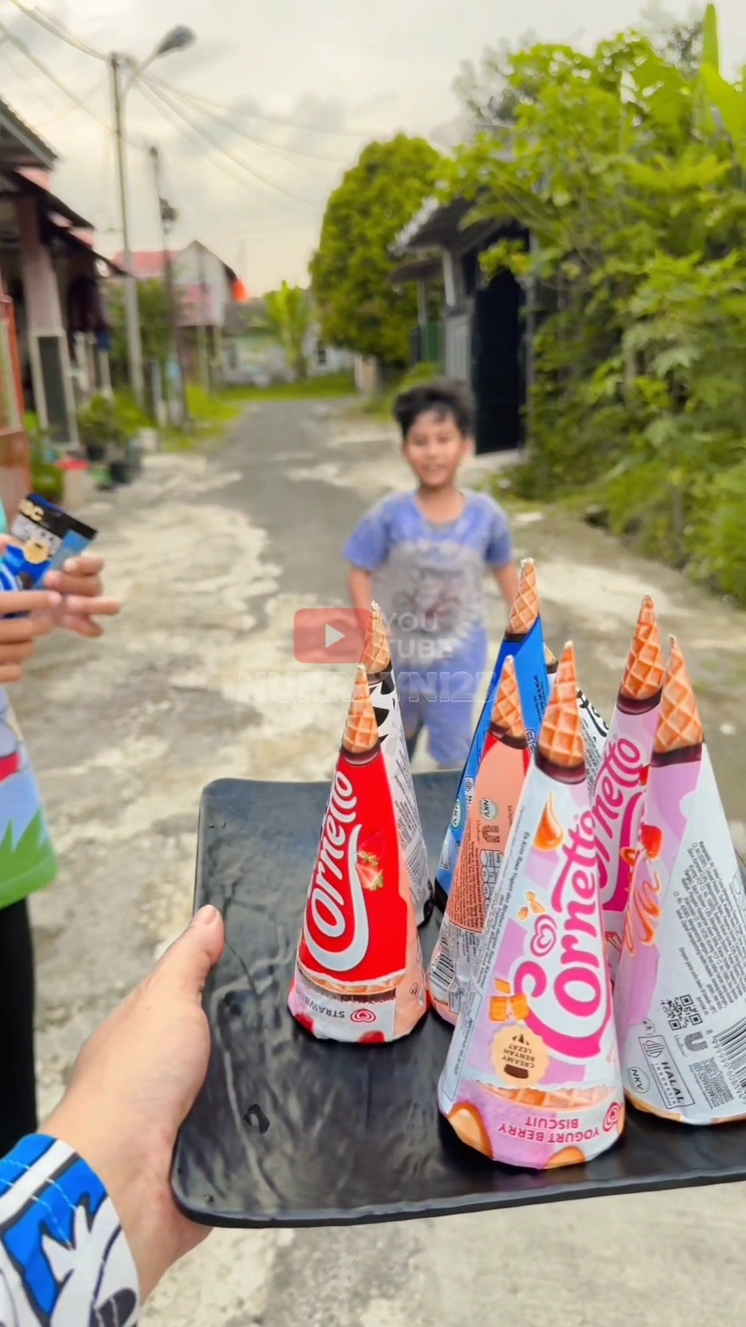 BAGI BAGI ES KRIM BUAT BERBUKA PUASA | NURRAYNI25