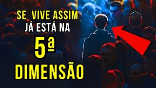 8 Hábitos Conscientes das Pessoas que Já Estão na 5ª Dimensão