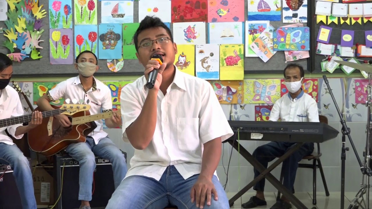 KEMBALI KE JAKARTA - YouTube