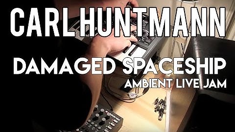 Damaged Spaceship (Analog four / Microbrute) Ambient Live/Jam