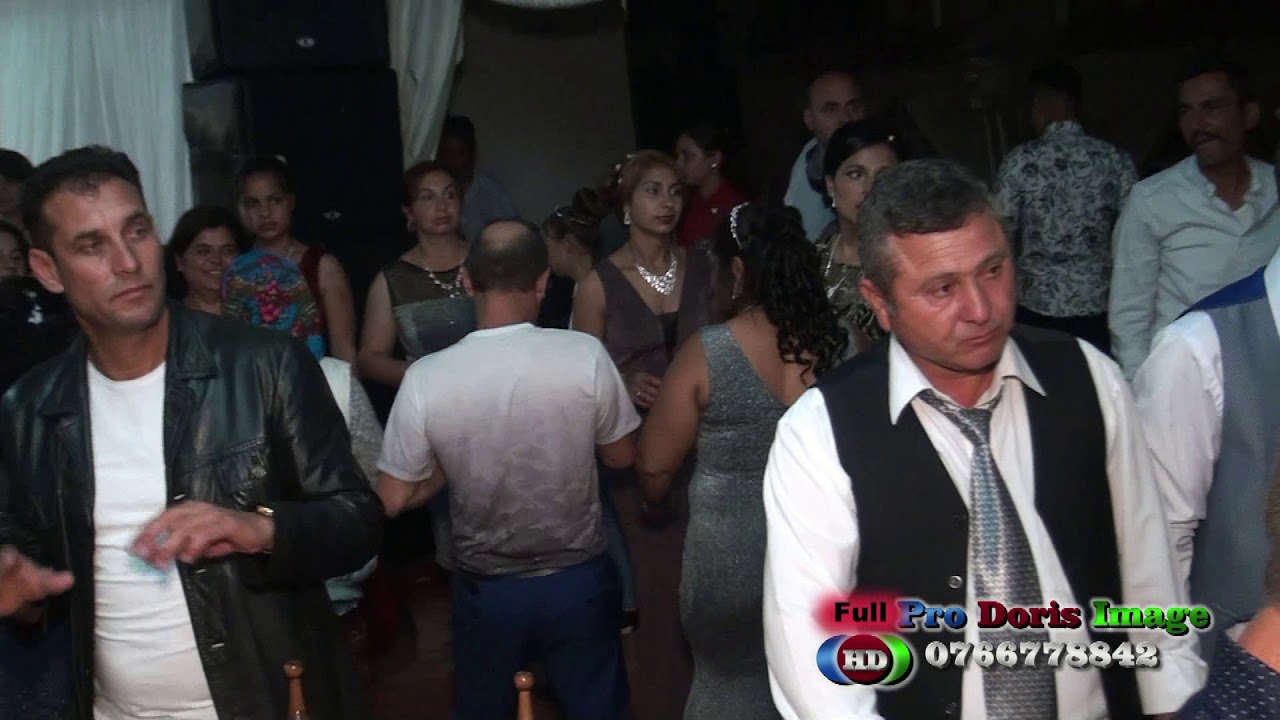 MARIAN UNIVERSALU SI CALINUT  SHOW LIVE LA MOXU GRECU BY DORIN RADESCU