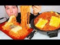 VOLCANO CHEESY FIRE NOODLES & KIMCHI SPICY NOODLES • Mukbang & Recipe
