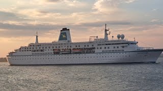 The Deutschland Cruiseship Leaving Dublin Port 12th May 2024