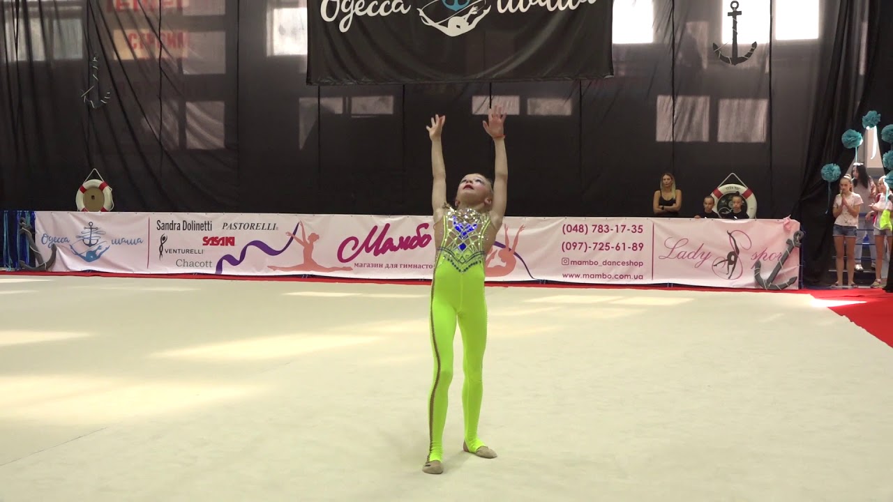 Оксанич Юлиана 2009 обруч