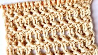 Beautiful Knitting Pattern. Only 4 Rows to Repeat!