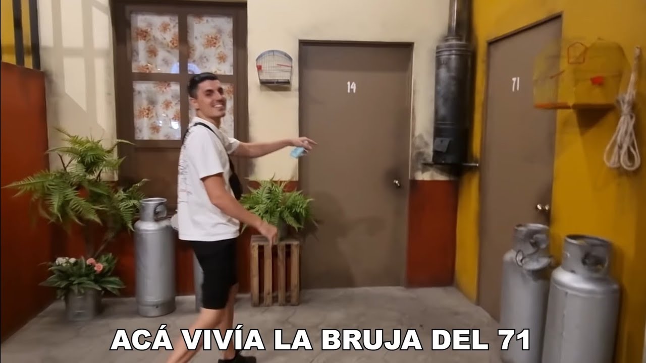 Visitamos la VECINDAD DEL CHAVO DEL 8 en la Ciudad de Mexico 🇲🇽