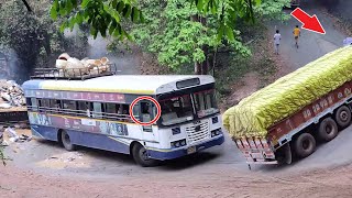 APSRTC Bus Driver Taking Risk With Passengers On Dangerous Hairpin Bend Bus Driving | Bus Market screenshot 1