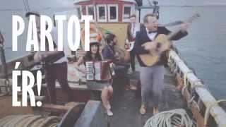 Video thumbnail of ""Fényeddel" (Rend Collective: My Lighthouse) magyarul"