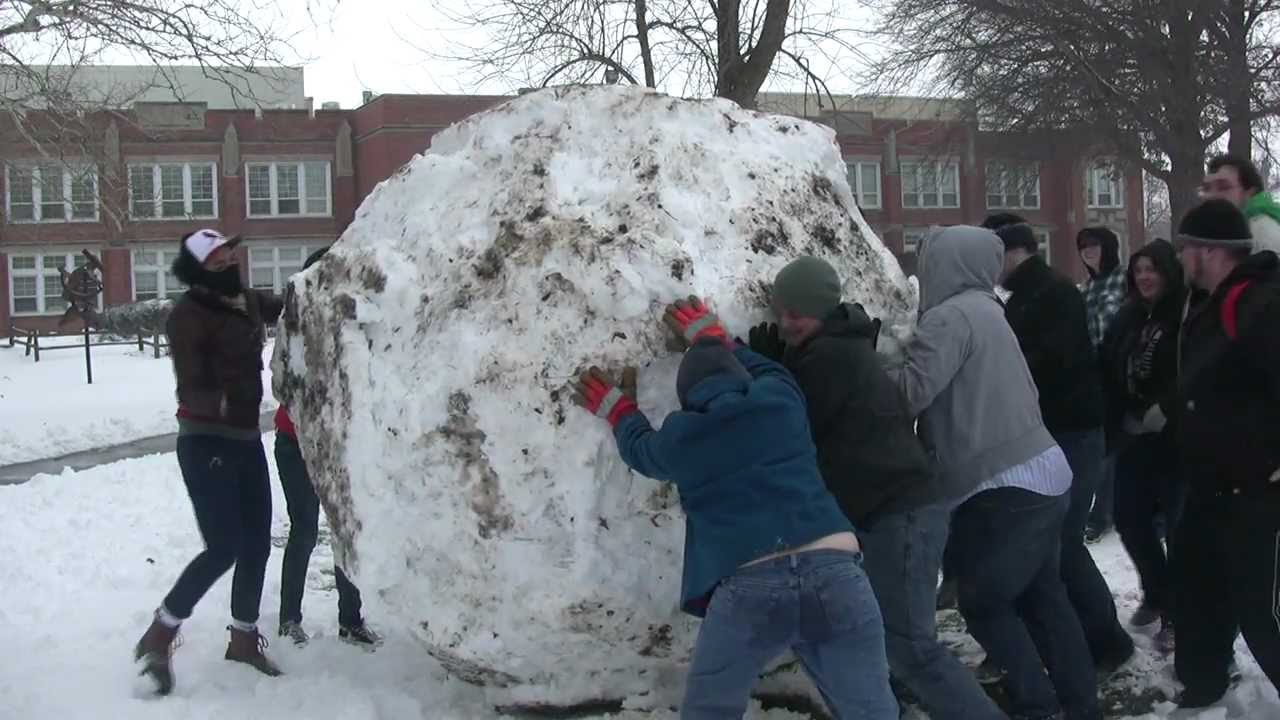 Northwest Students Build Largest Snowball YouTube