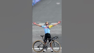 Is this the most iconic celebration ever? 🫢 Remco Evenepoel at #Paris2024 #Olympics