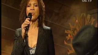 Sharon Robinson - Summertime - with Javier Mas, Helsinki 2008 chords