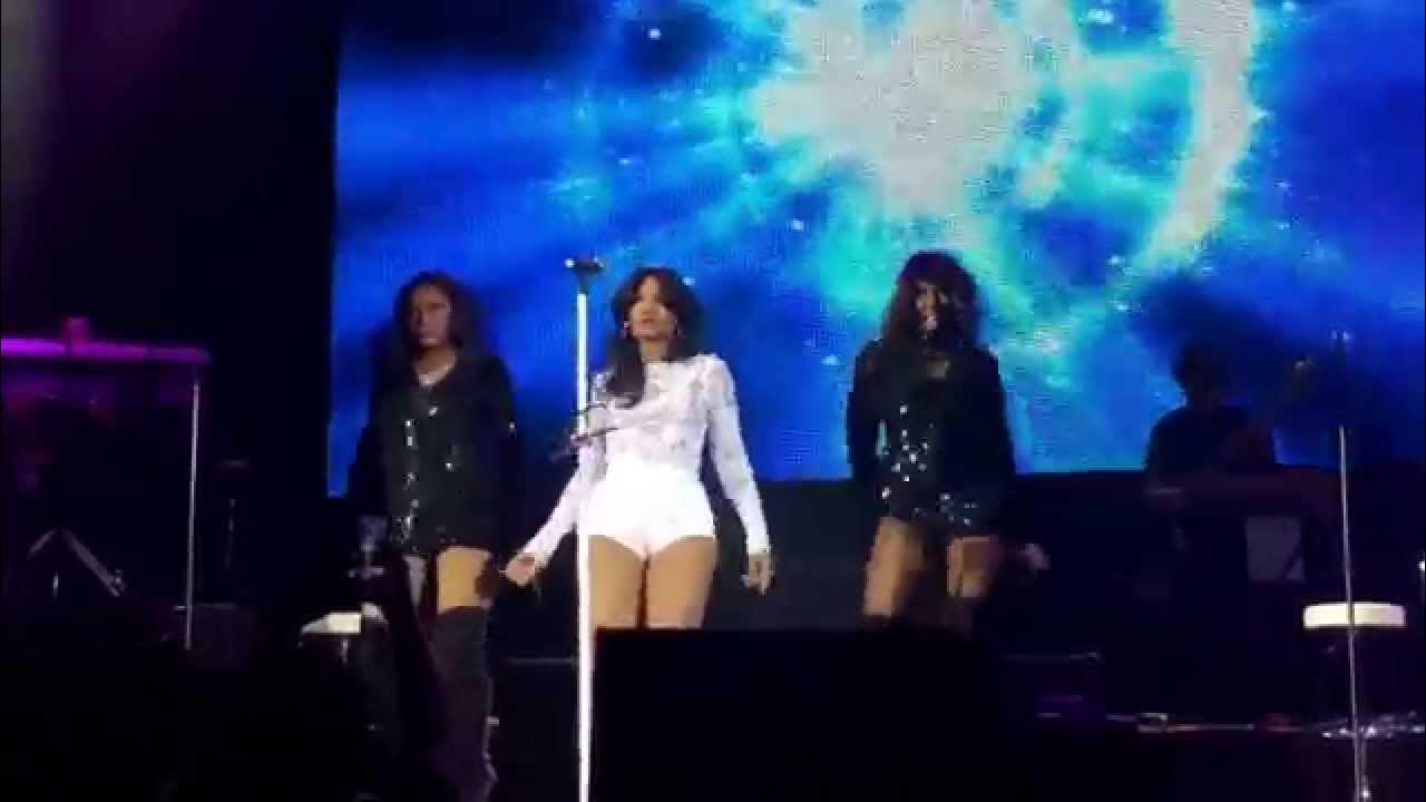 Toni Braxton Live He Wasn't Man Enough Toni Braxton - He Wasn't Man Enough: Live Perth 9/9/15 - YouTube
