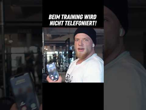 Beim Training wird NICHT telefoniert!😡