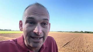 Hier der Acker aus dem Video von Kai Zorn. Und „wir haben es satt“ Aktivist heißt im Interview „LZ“!