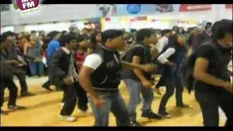 Flash Mob Nagpur - 94.3 MYFM Official Video