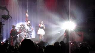 We Are the Fallen live in avalon/hollywood [Ben Moody & Hana Pestle - Everything Burns live]