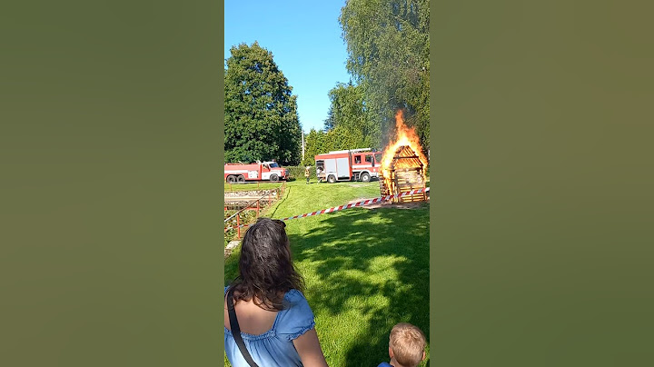 Feuerwehr-Übung mit Hindernissen 😅🥲 oder: Ab durch die Hecke.
