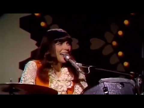 Karen Carpenter's emotive vocals on 'Rainy Days and Mondays