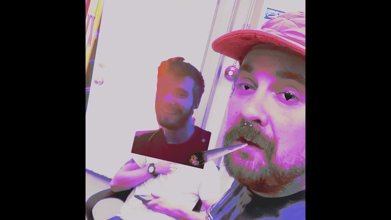 Just smokin doobs with max