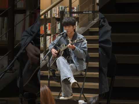 251004 呂允 Lu Yun–怎麼辦都是你啦 (Can’t help it’s you) ｜首張全創作專輯《別著急》 簽唱會 高雄場