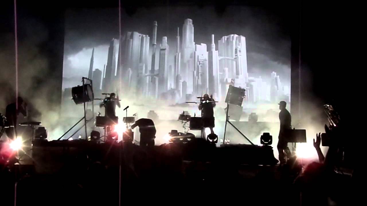 Woodkid - Run Boy Run (live) @RockWave Festival, Athens, 2014