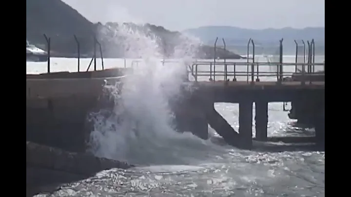 Innovative Work during the COVID-19 Lockdown - "Waves" │疫情期間的創新作品《海浪》 - 天天要聞