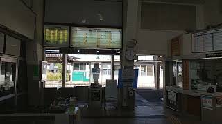 しなの鉄道線・JR小海線小諸駅構内 (2023/8/24)