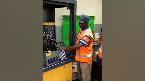 CR825 HEUI EUI EUP common rail injector pump test bench video from our Tanzania customer