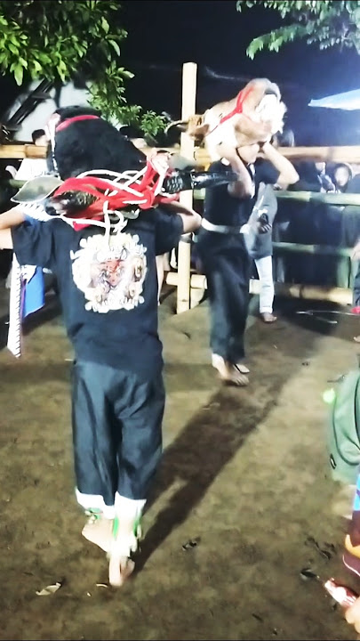 DJ Bantengan Ciinan Bana fauzana #shorts #sobatngaret #bantengan #fauzana