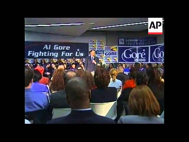 Bill Bradley talks hoops and handguns in 2000 campaign visit to