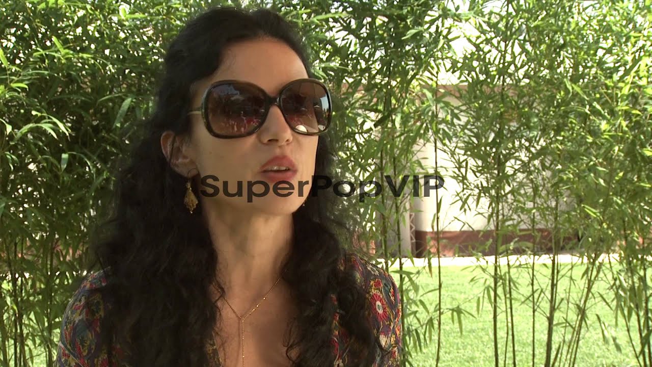 INTERVIEW: Xan Cassavetes on if the movie is based on her... - YouTube