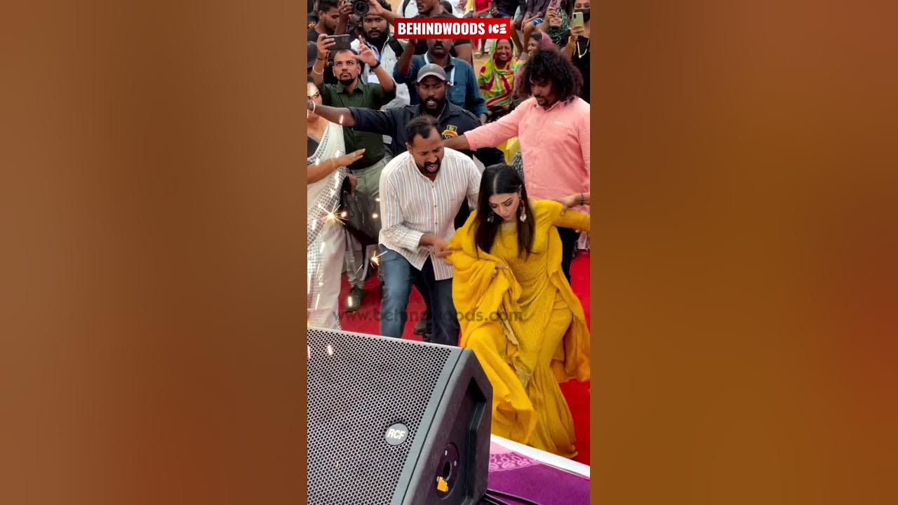 Mamta Mohandas Super Stylish Entry🤩🔥 ചെറിയ ഒരു പാളൽ പറ്റി 😇 Mamta Mohandas Super Stylish Entry🤩🔥 ചെറിയ ഒരു പാളൽ പറ്റി 😇