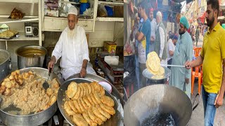 90 Yeal Old Halwa Puri Shop In Lahore|Halwa Puri Recipe|How To Make Halwa Puri|Halwa Puri Ka Nashta|