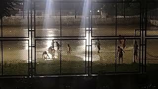 Crianças na chuva - Campo futebol Cj Canaranas Manaus-Am
