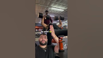 how to spot correctly for dumbbell bench press. #bodybuilding #workout #workouttips #gymtips #bench