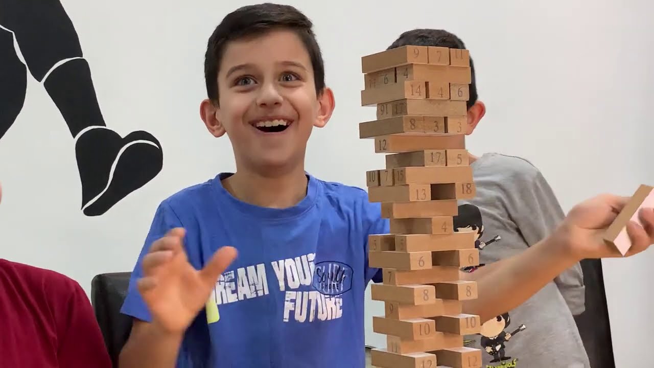 Playing Jenga game (كرناياريا جئنگا)😍