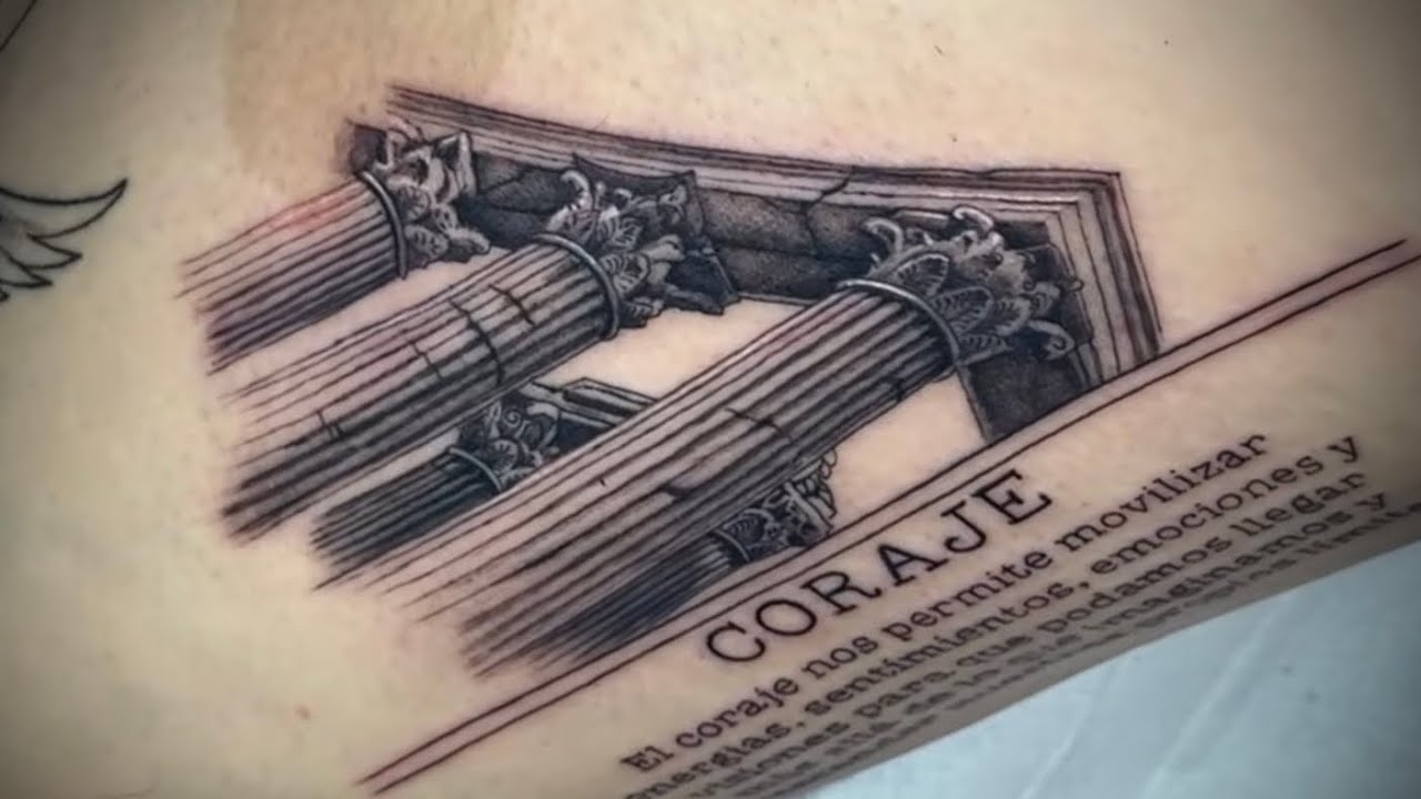 Tatuaje líneas y letras finas. Fine  lines and letters tattoo.