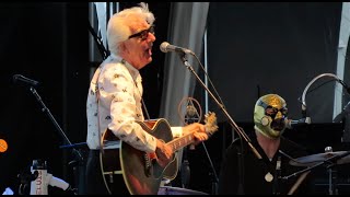 Nick Lowe and Los Straitjackets at Summerfest 2023