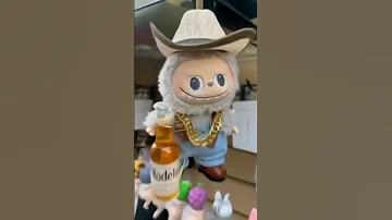 Labubu Earthzoomout Labubuviral Labubumeme Tiktok 